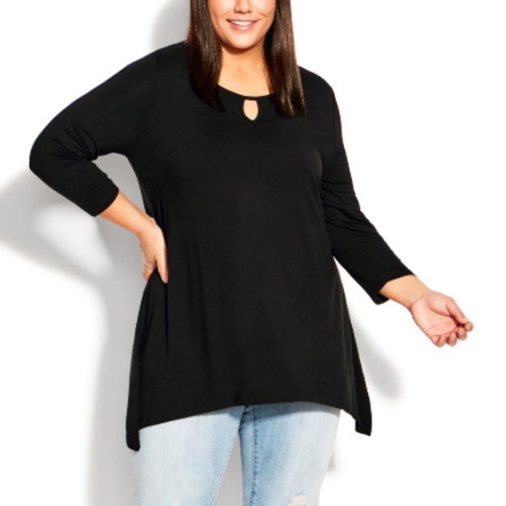 AVENUE 22/24W Black 3/4 Sleeve Keyhole Plain Top BD07.5